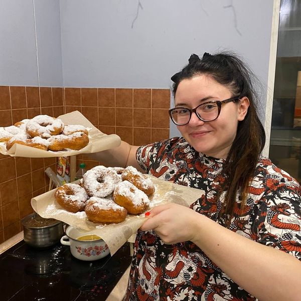 'Baking donuts online' thumbnail